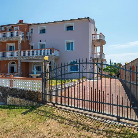 Lovely In With Wifi Apartament *