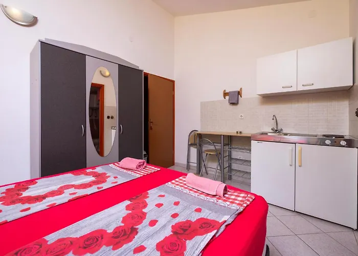 Lovely In With Wifi Apartament