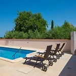 Appartamento Beautiful In With Swimming Pool *