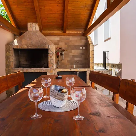 Appartamento Lovely In With Wifi *