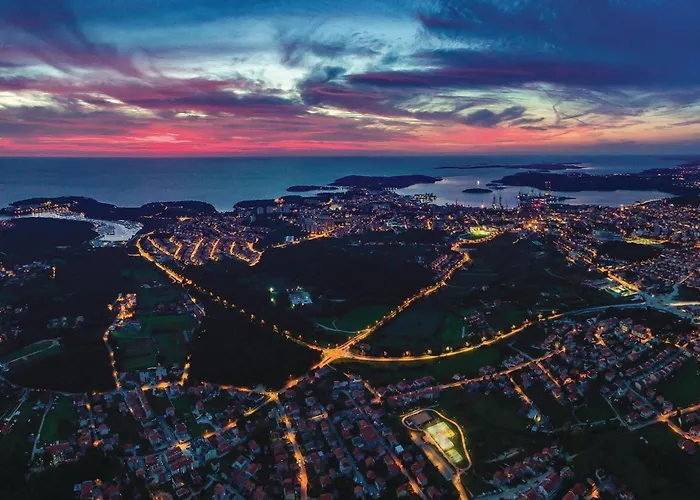 Apartamento Lovely In With Wifi *