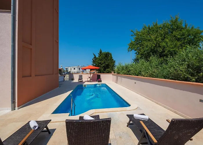 Lovely In With Wifi Apartamento